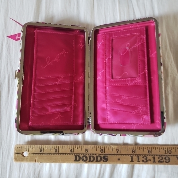 Vera Bradley Very Berry Paisley‎ hard Wallet - Picture 3 of 11